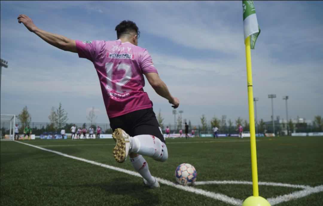 上海申城足球赛,疫情集结队伍