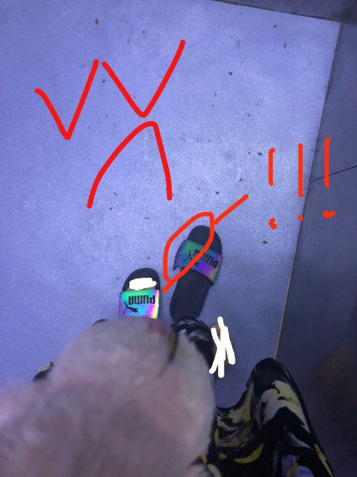 彪马拖鞋发黄怎么办,彪马拖鞋白色容易脏吗