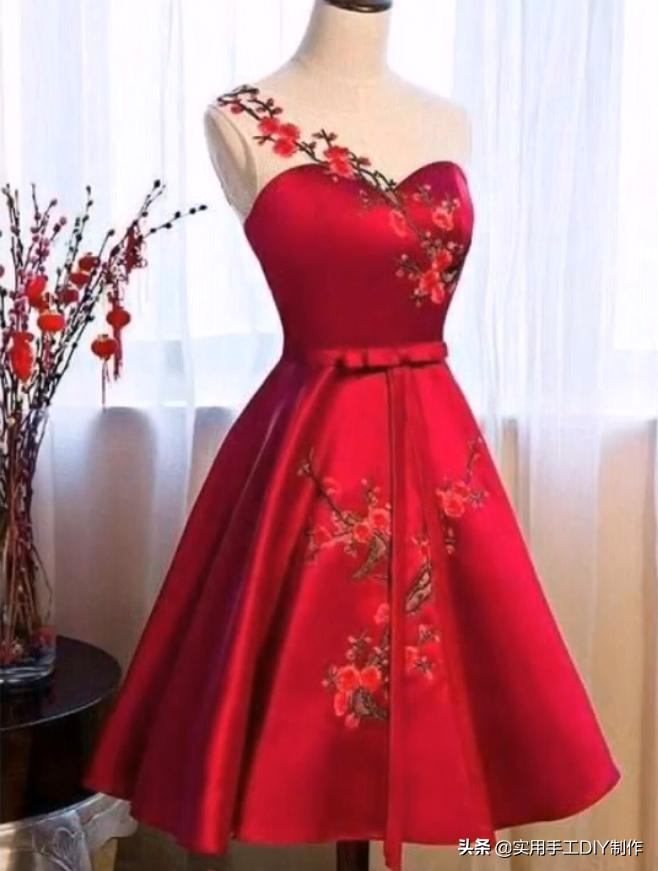 布艺拼接格子裙子,蕾丝拼贴连衣裙