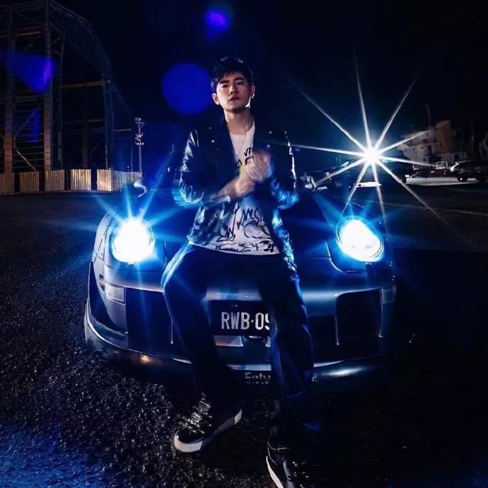 周杰伦最新球鞋,周杰伦发售球鞋