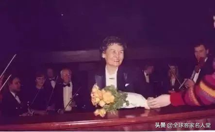 指挥家郑小瑛谈交响乐,客家山歌指挥家郑小瑛