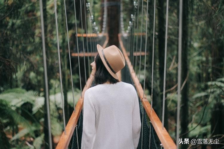 拿出10万养老钱，替再婚丈夫娶完儿媳妇后，我却“被”离婚了