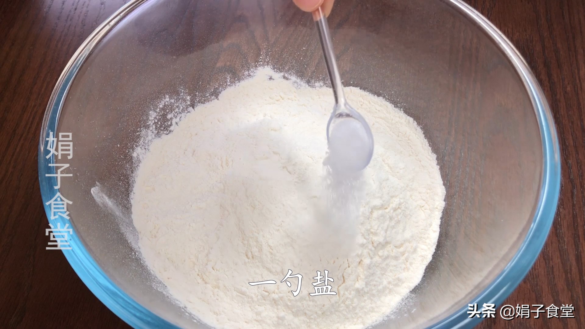 想学做杂粮煎饼怎么学好吃呢,想吃煎饼果子在家做