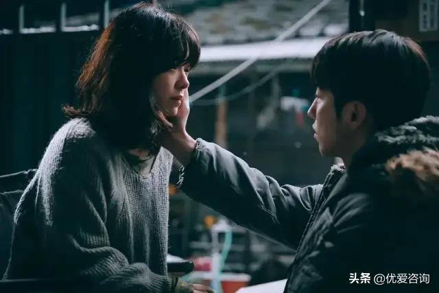 伴侣总是让自己情绪失控怎么办,伴侣情绪化