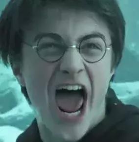 宝宝突然尖叫是什么原因,宝宝爱尖叫是什么原因引起的