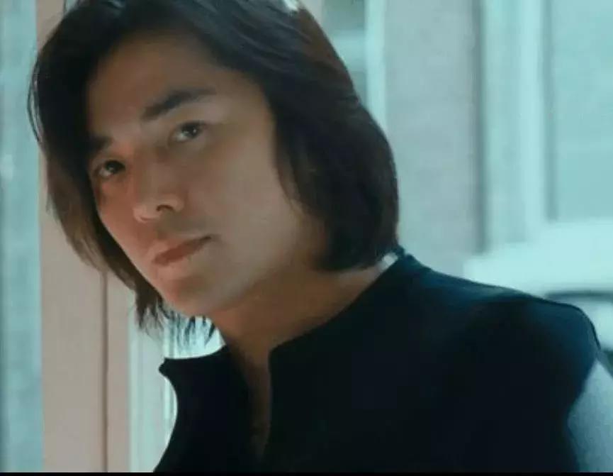 一首17岁歌曲,十七岁歌曲香港