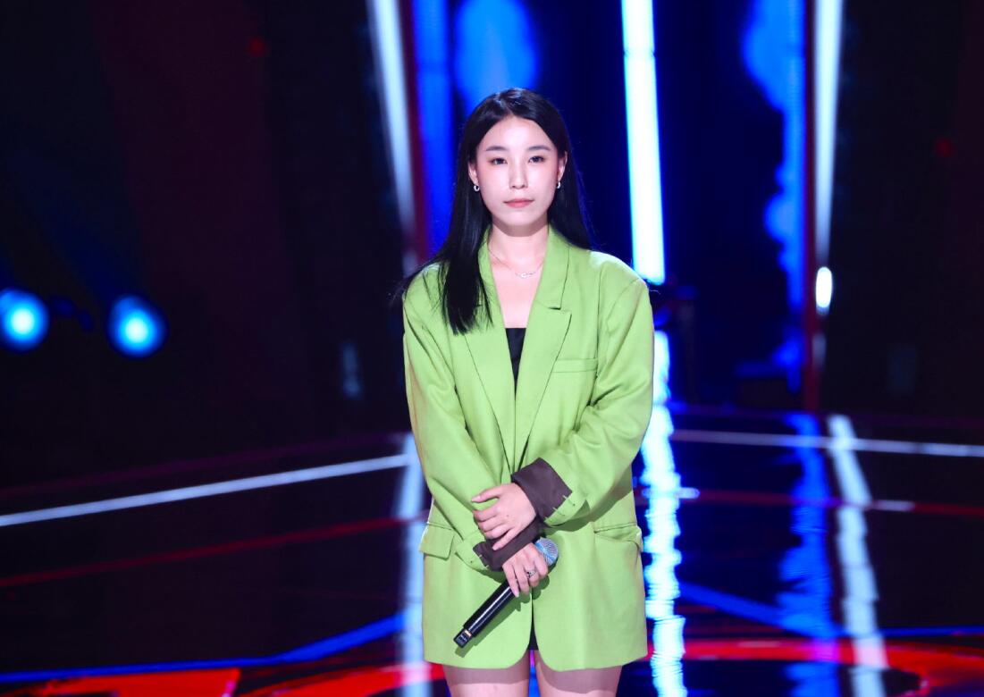 不要再为伍珂玥意难平了！节目调性早已注定了李克勤会放弃她