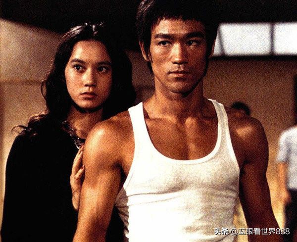 世界巨星评价李小龙的实力,周星驰评价成龙李小龙