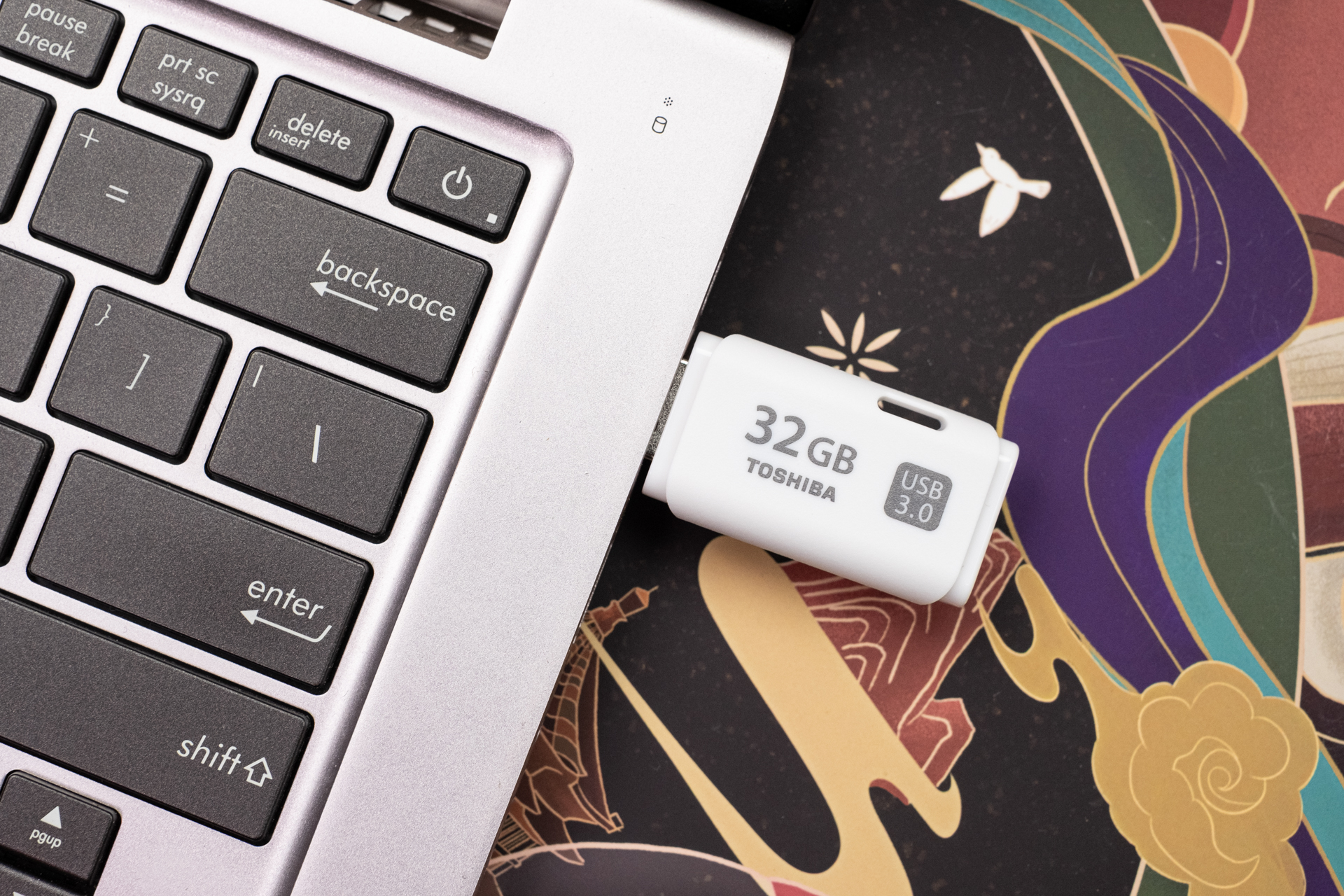 东芝u盘哪个牌子最好,一款u盘值不值得拥有