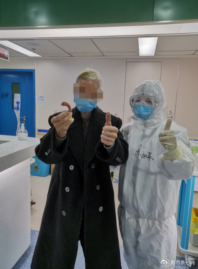 老人一副假牙,一副假牙走天下