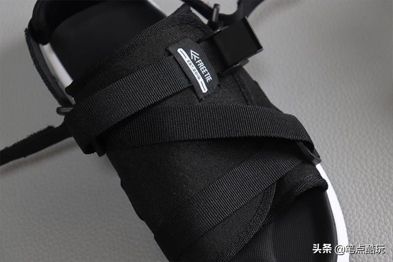 好穿又好搭柔软舒适防滑的凉鞋,凉拖两穿的凉鞋