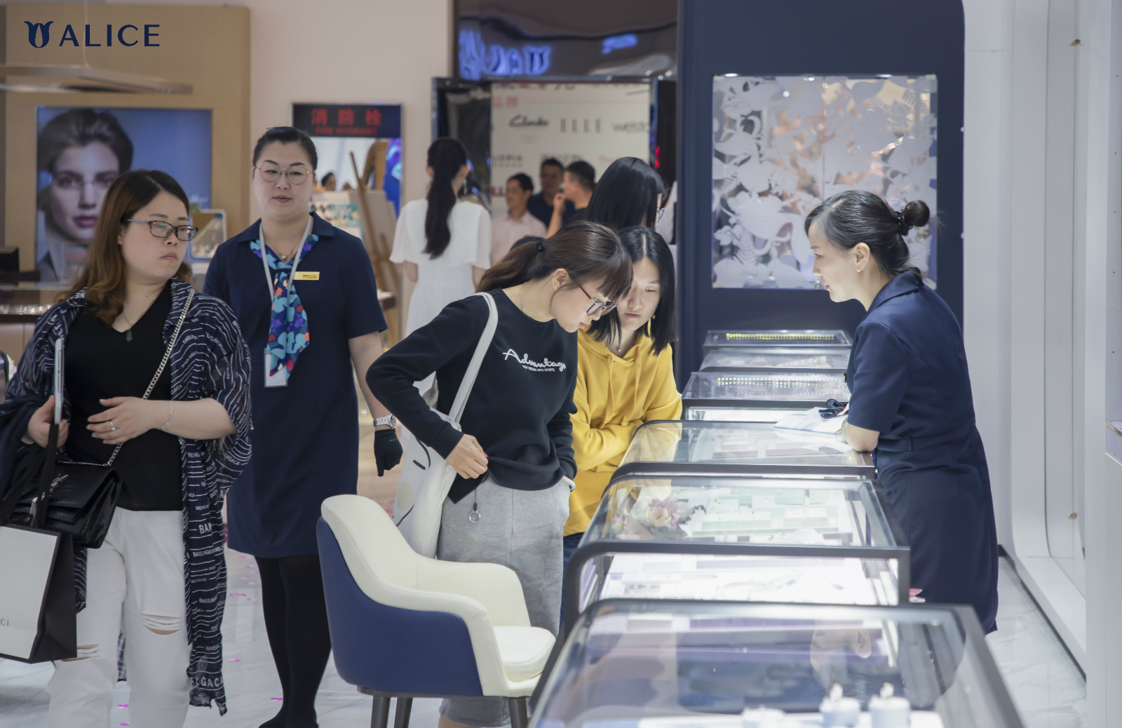 alice爱丽丝珠宝旗舰店,alice爱丽丝珠宝成都有店吗