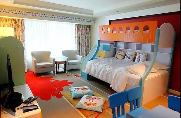 国庆去澳门有什么玩？带娃赏烟火看花灯，享全球最大喜来登酒店