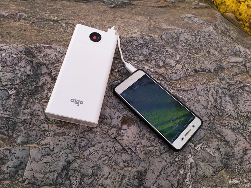 爱国者移动电源10000毫安价格,爱国者移动电源1万毫安快充版