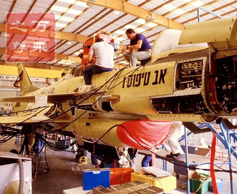 中国歼10c和枭龙哪个好,歼10与枭龙战机图片对比