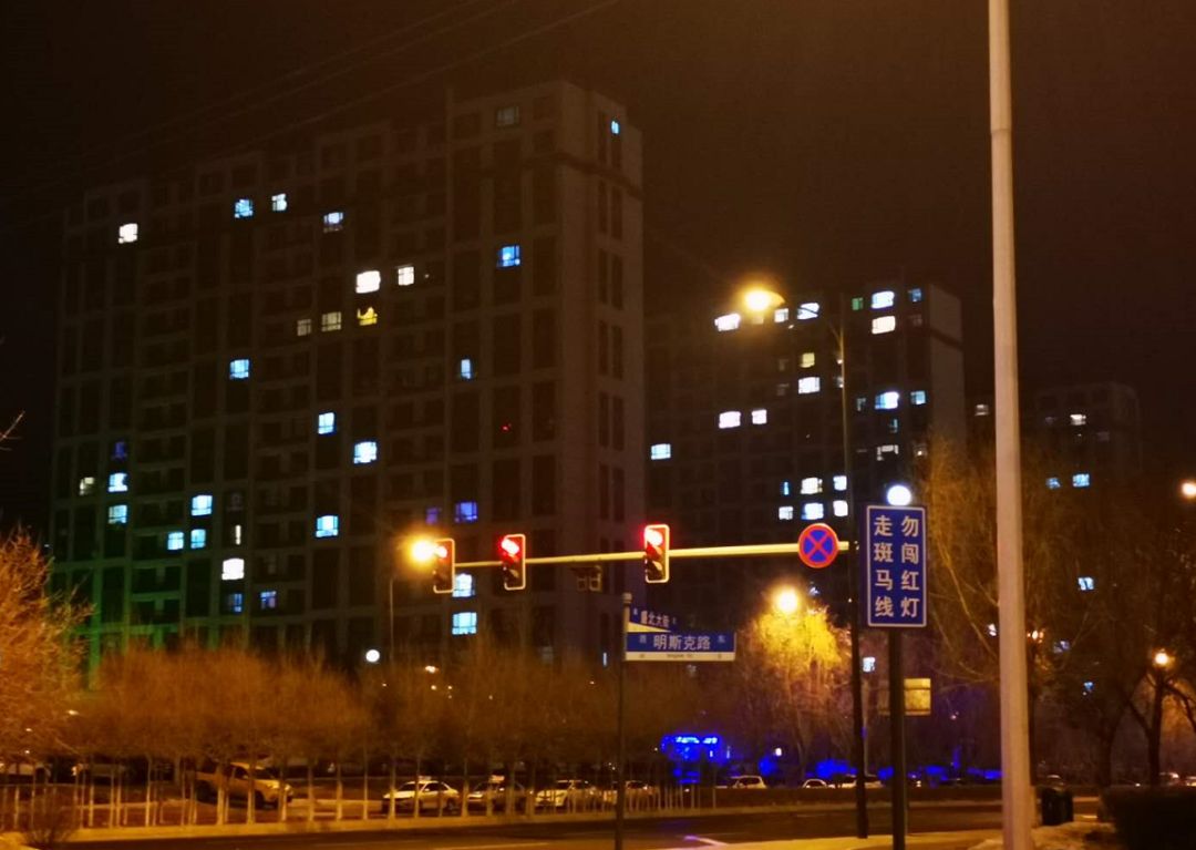 别再黑北湖没人了，停车位都找不着