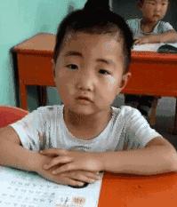 给妹子发的搞笑gif动图,搞笑gif姑娘你笑起来真爷们儿