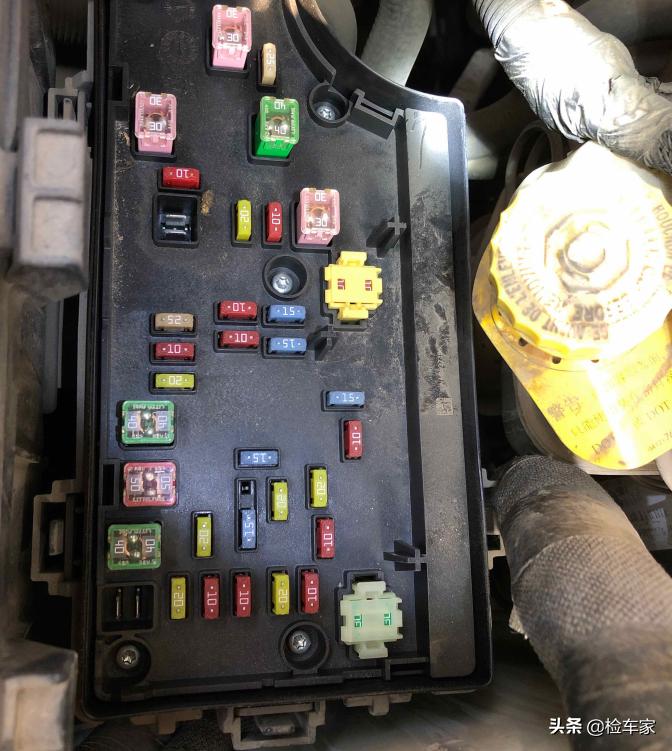 全国不过20台，老司机都叫不出名，大爷花5万买了台什么二手车