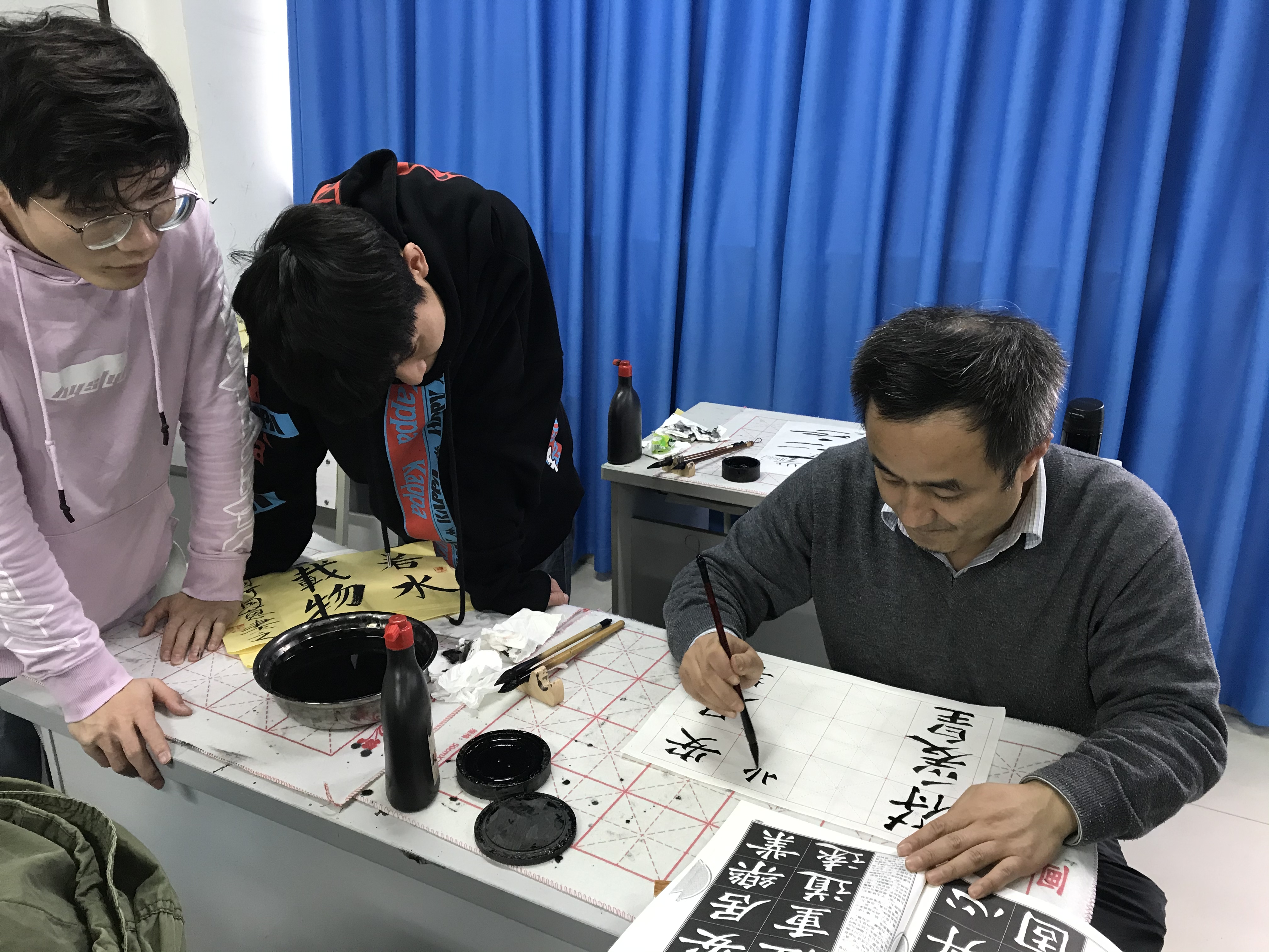 范美俊花鸟作品欣赏,范美俊书画作品欣赏