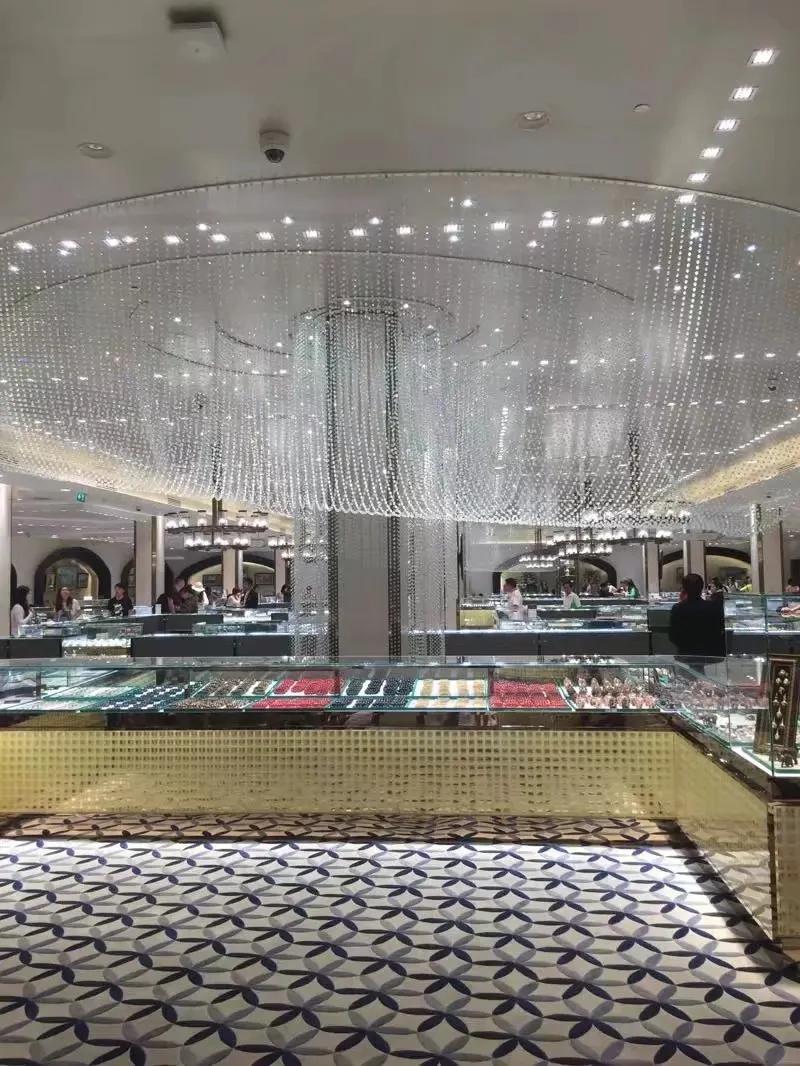 在普吉岛旅游的一天,普吉岛最后一天购物