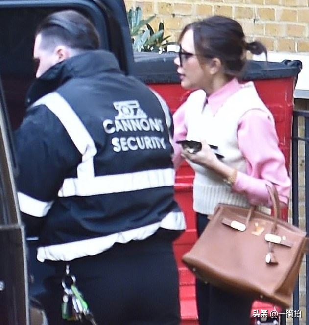 频频抢镜贝嫂现身街头,贝嫂走红毯视频