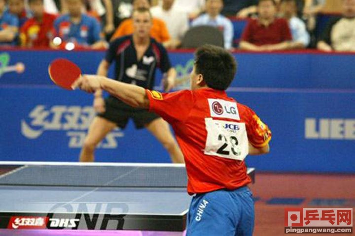 郝帅技术特点,郝帅张煜东侧身攻球