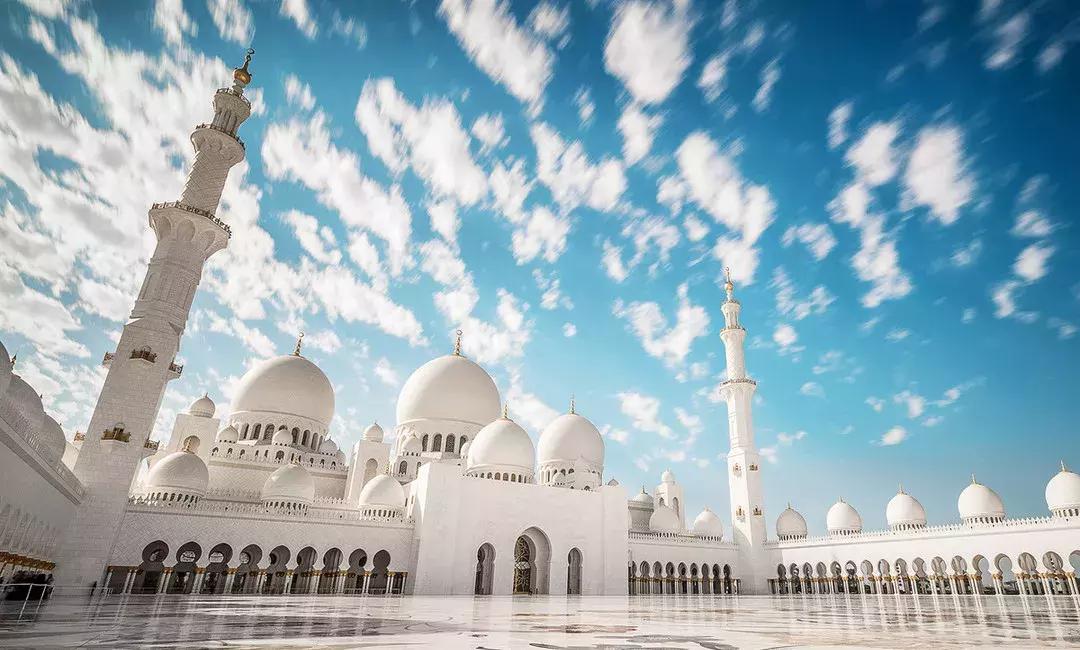 阿布扎比惊艳的地方,阿布扎比非凡之旅