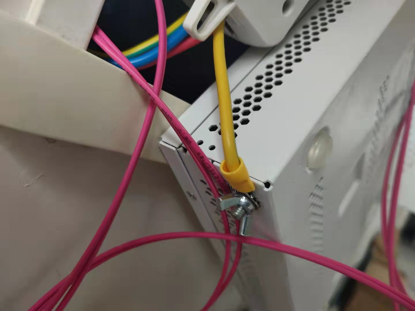 屏蔽网线没有接地怎么补救,七类网线屏蔽接地还是等电位