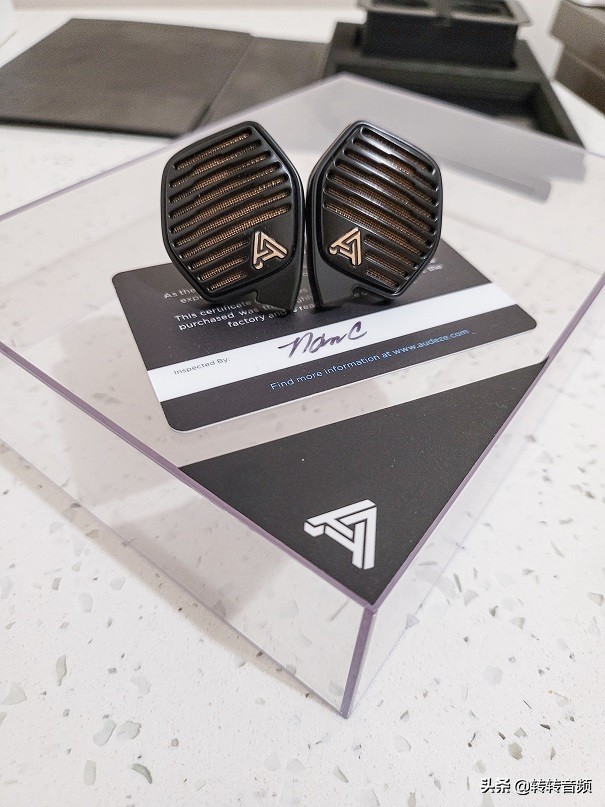 audeze奥蒂兹lcd3,奥蒂兹lcd-i4开箱