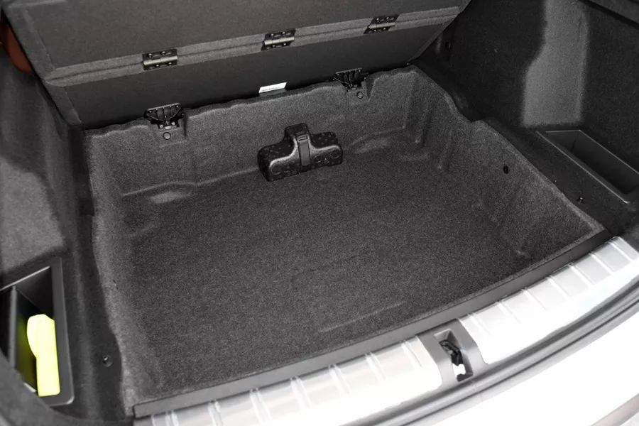 同价位的奥迪q3比宝马x1便宜多少,奥迪q3同级别车对比宝马