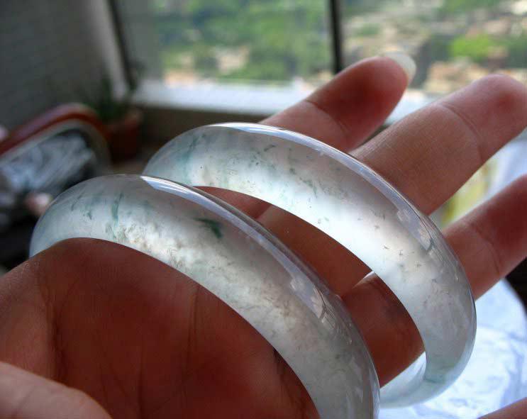 翡翠鉴别一般怎么鉴定,怎样辨别真假翡翠最有效的方法