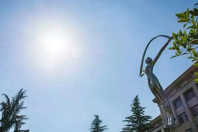 西安最豪华的大学图书馆,最豪华食堂大学