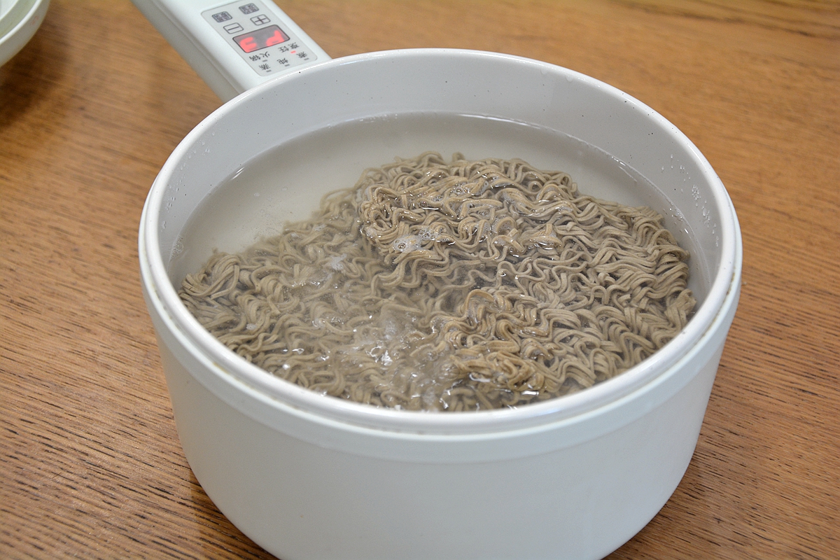 牛油火锅底料最佳吃法,麻辣火锅底料煮面条