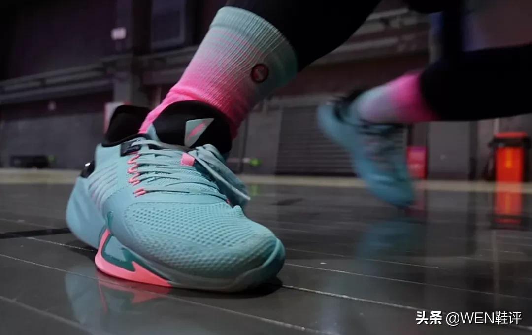 推荐一双李宁或特步跑鞋,一双轻便又舒适的鞋特步