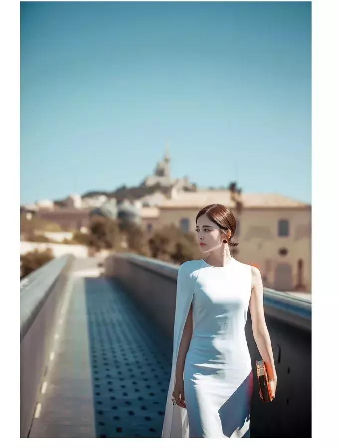 娜扎最新活动造型惊艳众人,娜扎现在惊艳写真大片