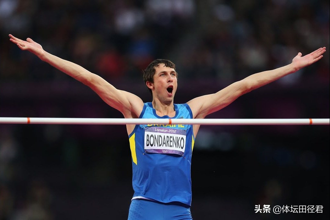 他又一次刷新了全国的跳高纪录,打破世界跳高纪录的中国第一人