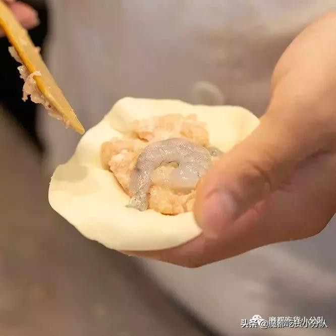 20骞村墠涓婃捣璺竟灏忓悆,浜屽崄骞村墠鐨勪笂娴风編椋熻