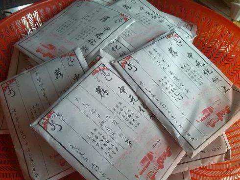 上坟不带烧纸的是什么意思,清明一坟不烧二纸什么意思