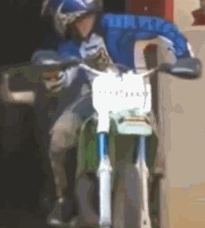 被牛角顶了是什么感觉,被牛角顶了是什么样