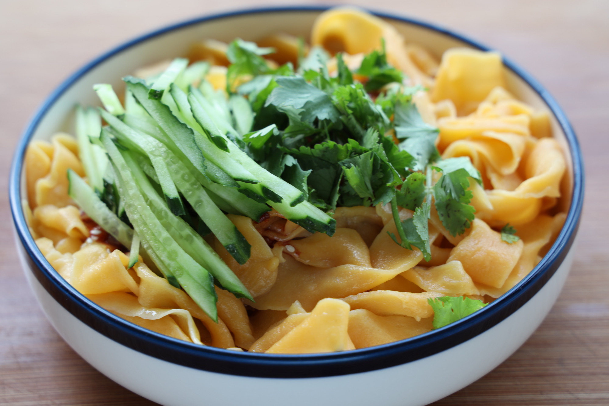 手工美味的面条,自己做的蔬菜面食