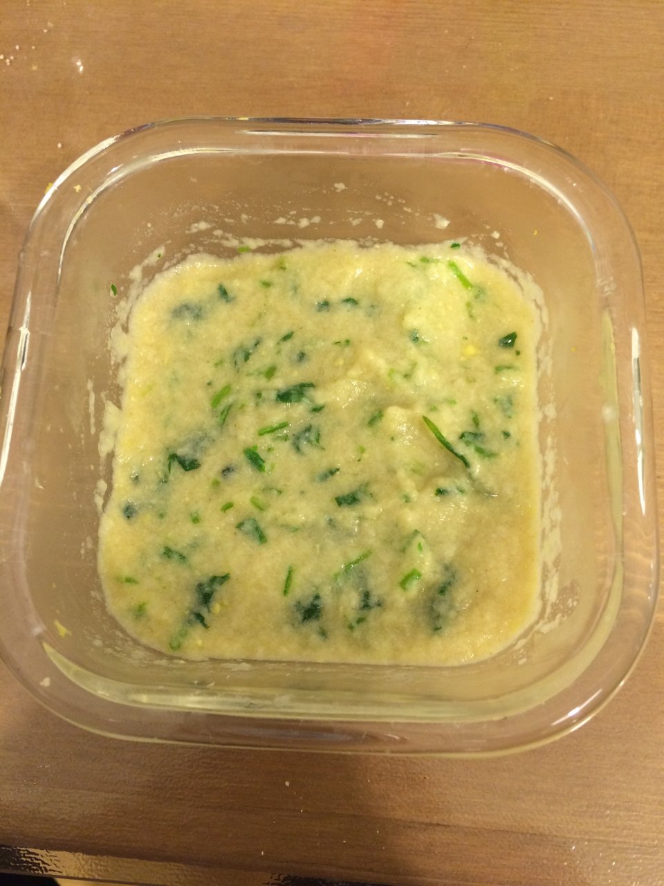 7月宝宝吃什么？试试蛋黄菠菜米粉