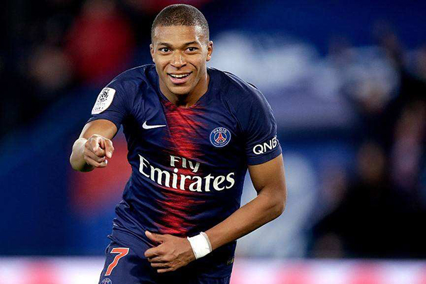 足坛累计转会费内马尔居首,足坛最多转会纪录