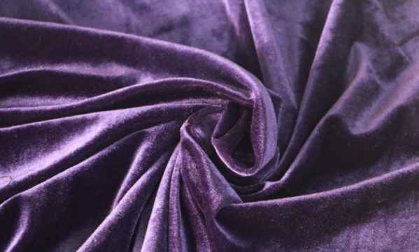 金丝绒阔腿裤搭配卫衣好看吗,真丝金丝绒阔腿裤穿什么上衣