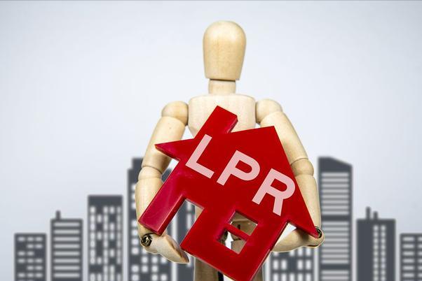 为什么借款平台利息这么高,年轻人借钱消费真实案例