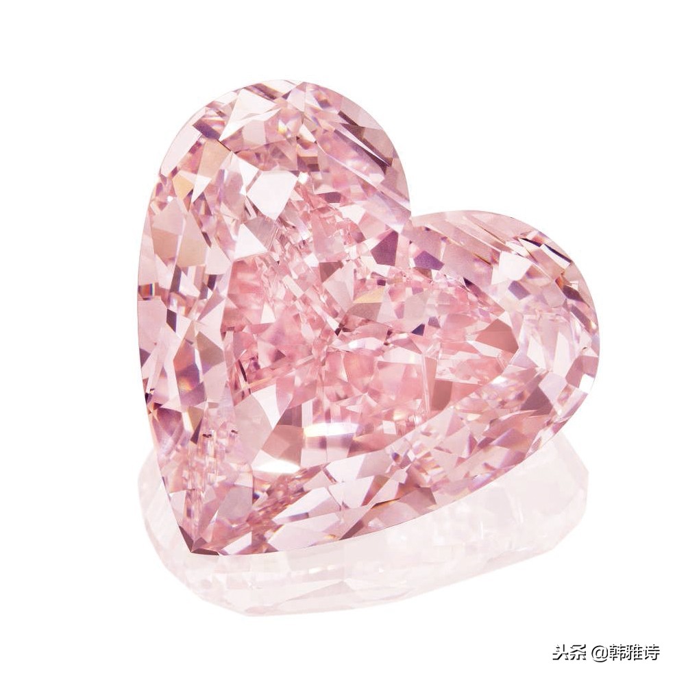 Bulgari宝格丽8.08ct鲜彩蓝钻戒指100000000元左右成交