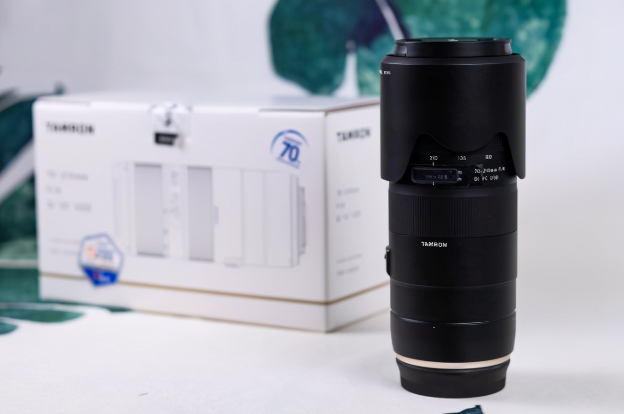 腾龙70-210mm佳能,佳能24-70ii对比腾龙24-70g2