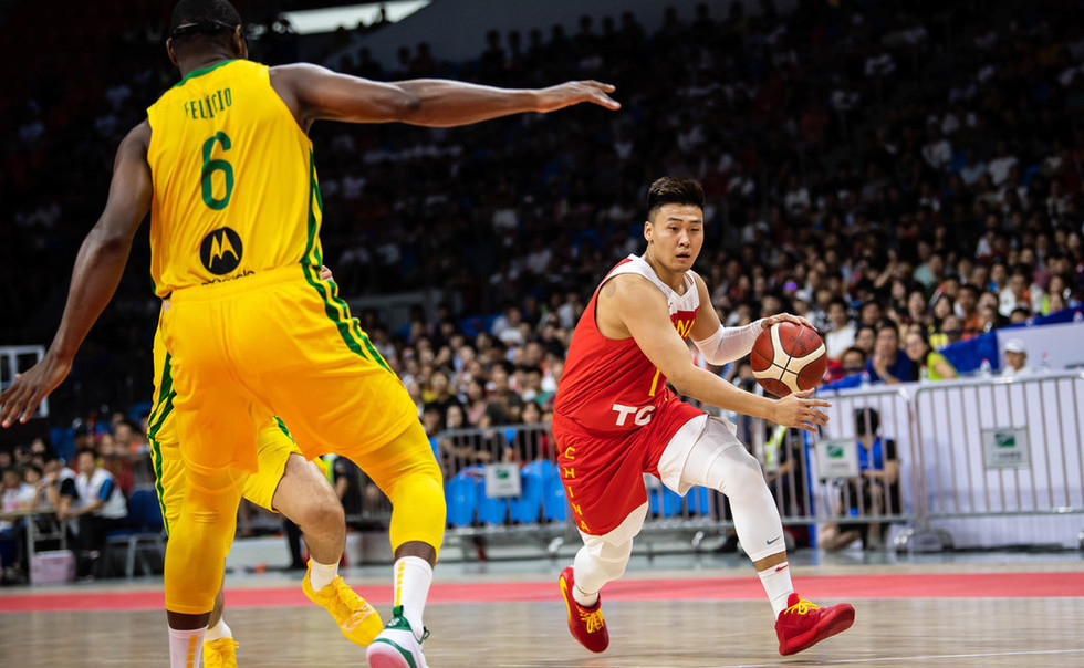 李楠锋线主力,李楠广东队引援