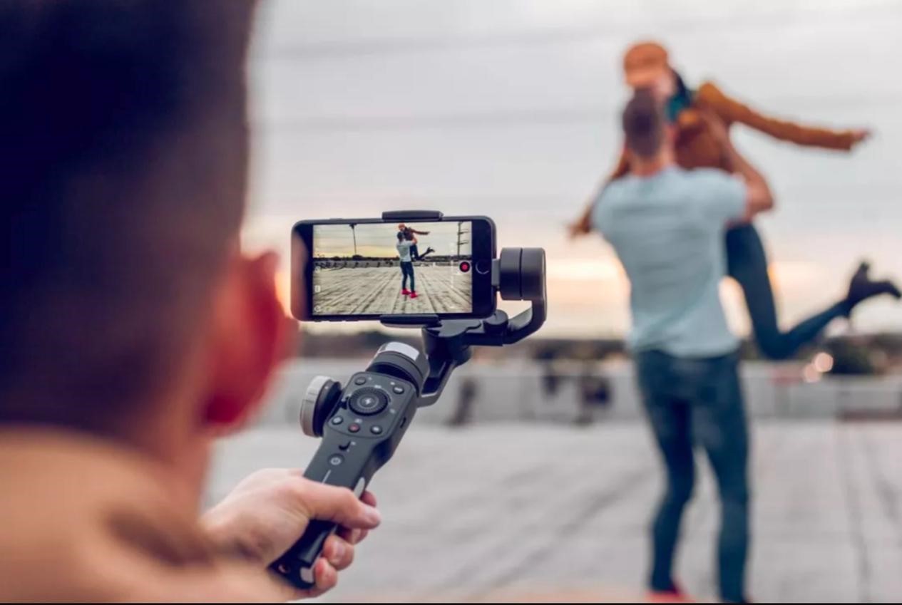 手机稳定器智云最新款,智云稳定器smooth4适合什么手机