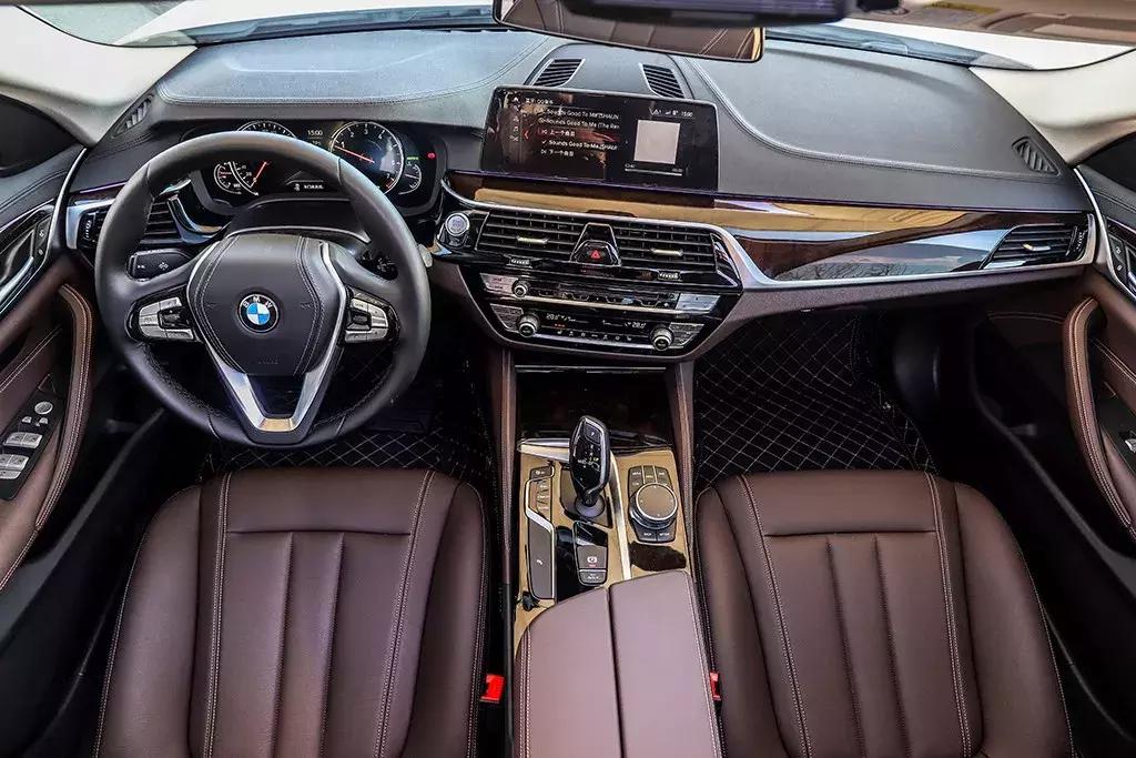 乘坐体验舒适的车,试驾全新宝马5系视频