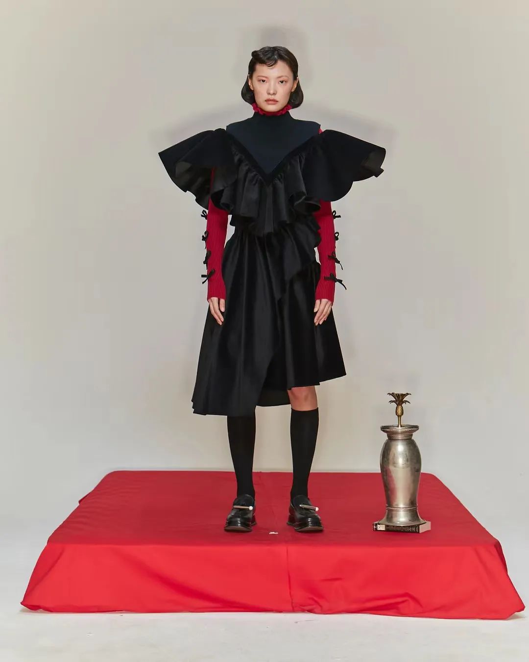 现在的袜子怎么也成了一种时尚,现在的袜子越来越时尚了